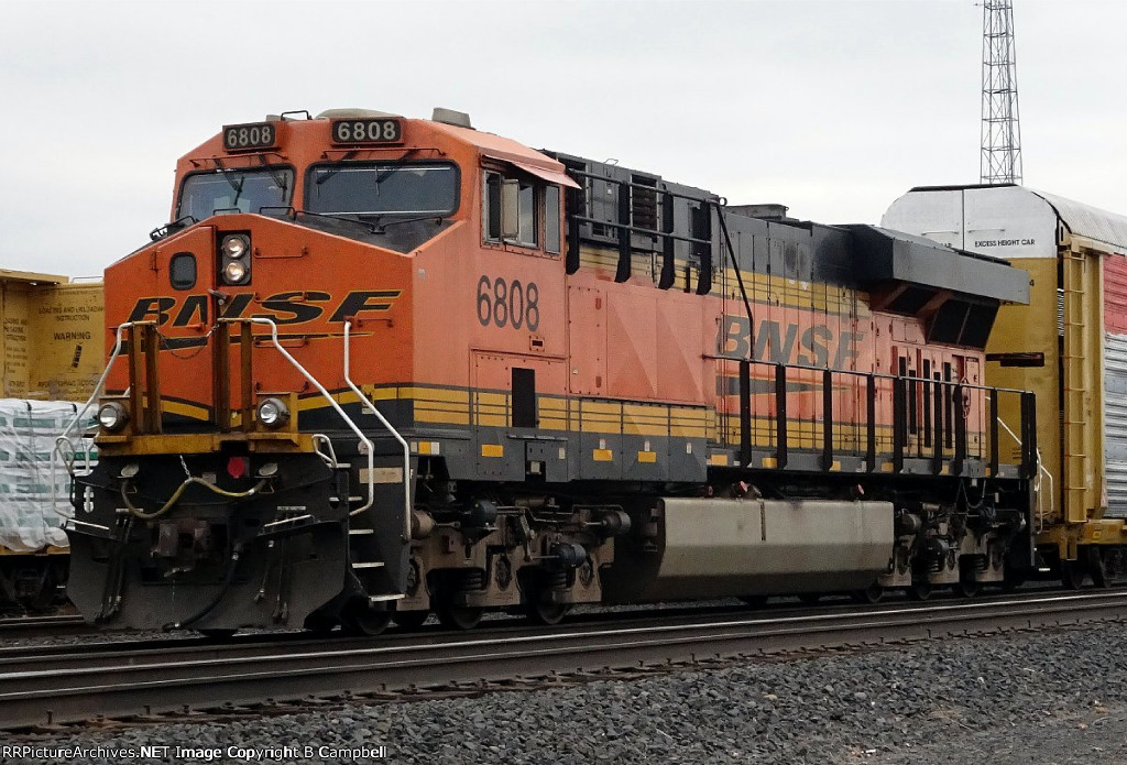 BNSF 6808